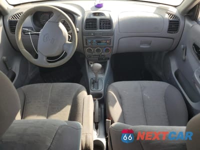 Zdjęcie 8 z 12 samochodu: 2004 HYUNDAI ACCENT GL VIN:KMHCG45C64U499903 - miniatura