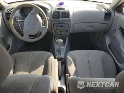 Zdjęcie 8 z 12 samochodu: 2004 HYUNDAI ACCENT GL VIN:KMHCG45C64U499903 - miniatura