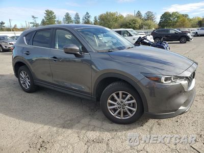 Czwarte zdjęcie samochodu z boku: 2022 MAZDA CX-5 PREFERRED VIN:JM3KFBCM9N0604873 - miniatura