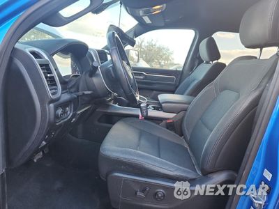 Zdjęcie 7 z 14 samochodu: 2021 RAM 1500 BIG HORN/LONE STAR VIN:1C6SRFFT0MN637103 - miniatura