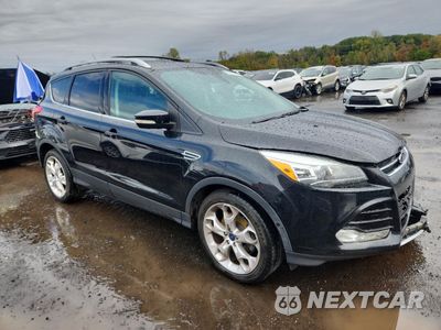 Czwarte zdjęcie samochodu z boku: 2014 FORD ESCAPE TITANIUM VIN:1FMCU9J92EUB20610 - miniatura