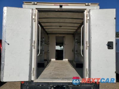 Zdjęcie 10 z 14 samochodu: 2021 GMC SAVANA CUTAWAY G3500 VIN:1GD07SF74M1301622 - miniatura