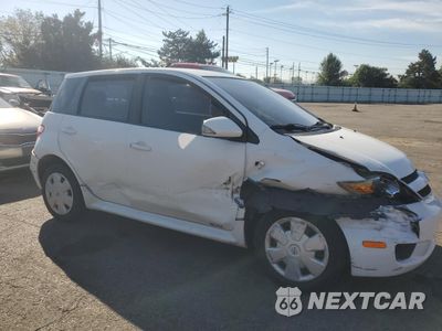 Czwarte zdjęcie samochodu z boku: 2006 TOYOTA SCION XA VIN:JTKKT624065018683 - miniatura