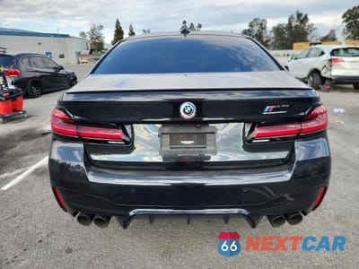 Zdjęcie 6 z 12 samochodu: 2023 BMW M5 VIN:WBS83CH08PCL28431 - miniatura
