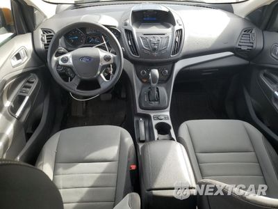 Zdjęcie 8 z 13 samochodu: 2016 FORD ESCAPE SE VIN:1FMCU9GX9GUA73715 - miniatura