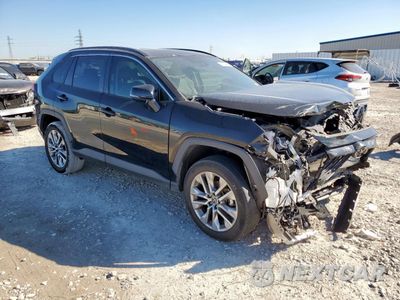 Czwarte zdjęcie samochodu z boku: 2022 TOYOTA RAV4 XLE PREMIUM VIN:2T3C1RFVXNC177547 - miniatura