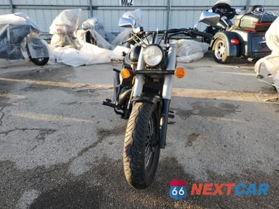 Drugie zdjęcie samochodu z przodu: 2011 HONDA VT750 C2B VIN:JH2RC5373BK101455 - miniatura