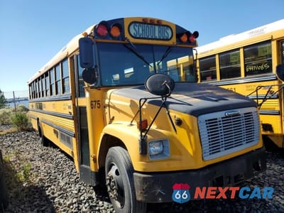 2005 THOMAS SAF-T-LINER C2 - SCHOOL BUS 4UZAAXCS75CU88081 - główne zdjęcie licytacji z USA - miniatura