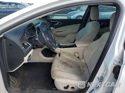 Zdjęcie 7 z 11 samochodu: 2015 CHRYSLER 200 LIMITED VIN:1C3CCCAB3FN599725 - miniatura