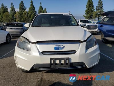 Piąte zdjęcie samochodu w środku: 2014 TOYOTA RAV4 EV VIN:2T3YL4DV6EW003480 - miniatura