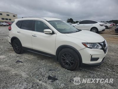 Czwarte zdjęcie samochodu z boku: 2017 NISSAN ROGUE S VIN:JN8AT2MT1HW144620 - miniatura