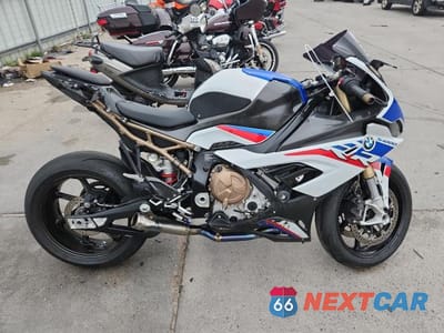 2020 BMW S 1000 RR WB10E2304LZJ28523 - główne zdjęcie licytacji z USA - miniatura