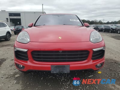 Piąte zdjęcie samochodu w środku: 2018 PORSCHE CAYENNE S VIN:WP1AB2A2XJLA60702 - miniatura