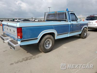 Trzecie zdjęcie samochodu z tyłu: 1982 FORD F150 VIN:1FTDF15F9CPA68862 - miniatura