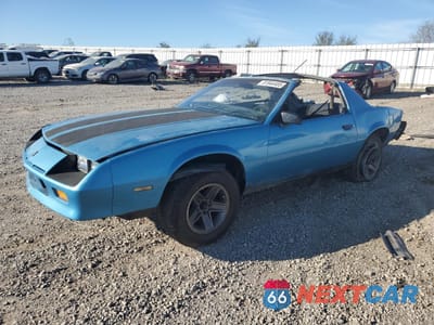 1985 CHEVROLET CAMARO 1G1FP87H0FL413701 - główne zdjęcie licytacji z USA - miniatura
