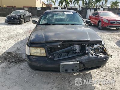 Piąte zdjęcie samochodu w środku: 2004 FORD CROWN VICTORIA VIN:2FAFP73W94X143850 - miniatura