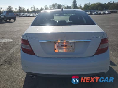 Zdjęcie 6 z 12 samochodu: 2010 MERCEDES-BENZ C 300 4MATIC VIN:WDDGF8BB2AR099823 - miniatura