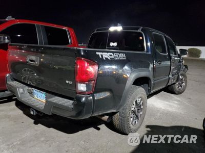 Trzecie zdjęcie samochodu z tyłu: 2019 TOYOTA TACOMA DOUBLE CAB VIN:3TMCZ5AN7KM253505 - miniatura