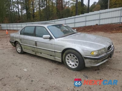 Czwarte zdjęcie samochodu z boku: 2001 BMW 740 IL VIN:WBAGH83441DP28836 - miniatura