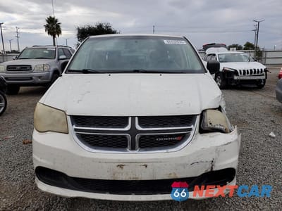 Piąte zdjęcie samochodu w środku: 2012 DODGE GRAND CARAVAN SE VIN:2C4RDGBG0CR351712 - miniatura