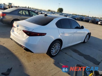 Trzecie zdjęcie samochodu z tyłu: 2023 ALFA ROMEO GIULIA SPRINT VIN:ZARFAMAN9P7671697 - miniatura