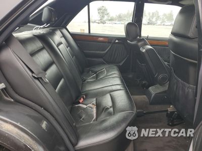 Zdjęcie 10 z 12 samochodu: 1993 MERCEDES-BENZ 300 E VIN:WDBEA32E5PB994476 - miniatura