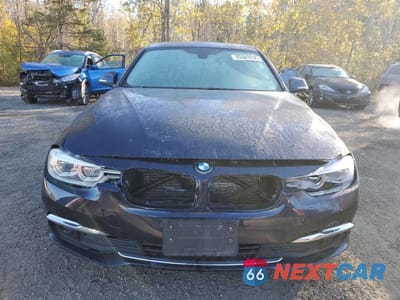 Piąte zdjęcie samochodu w środku: 2017 BMW 320 XI VIN:WBA8A3C31HA066891 - miniatura