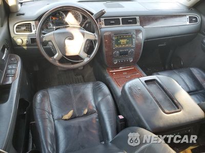 Zdjęcie 8 z 13 samochodu: 2008 GMC YUKON XL DENALI VIN:1GKFK66898J143253 - miniatura