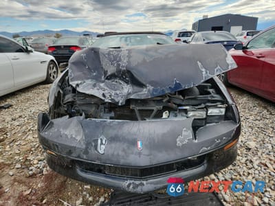 Piąte zdjęcie samochodu w środku: 1996 CHEVROLET CAMARO Z28 VIN:2G1FP32P4T2158810 - miniatura