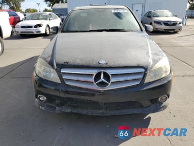 Piąte zdjęcie samochodu w środku: 2010 MERCEDES-BENZ C 350 VIN:WDDGF5GB9AF463602 - miniatura