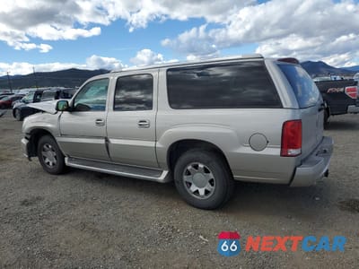 Drugie zdjęcie samochodu z przodu: 2004 CADILLAC ESCALADE ESV VIN:3GYFK66N64G188660 - miniatura