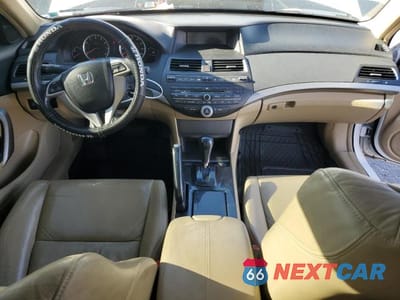 Zdjęcie 8 z 12 samochodu: 2009 HONDA ACCORD EXL VIN:1HGCS12869A007284 - miniatura