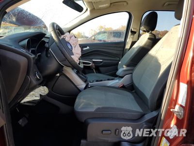 Zdjęcie 7 z 16 samochodu: 2015 FORD ESCAPE SE VIN:1FMCU9G93FUB42172 - miniatura