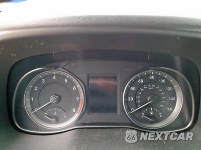 Zdjęcie 9 z 12 samochodu: 2018 HYUNDAI KONA SEL VIN:KM8K62AAXJU128682 - miniatura
