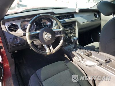 Zdjęcie 8 z 14 samochodu: 2010 FORD MUSTANG VIN:1ZVBP8AN3A5112144 - miniatura