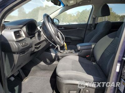 Zdjęcie 7 z 16 samochodu: 2019 KIA SORENTO L VIN:5XYPGDA31KG602221 - miniatura