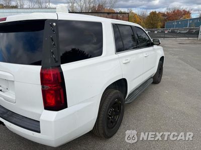 Czwarte zdjęcie samochodu z boku: 2017 CHEVROLET TAHOE POLICE VIN:1GNLCDEC2HR190882 - miniatura
