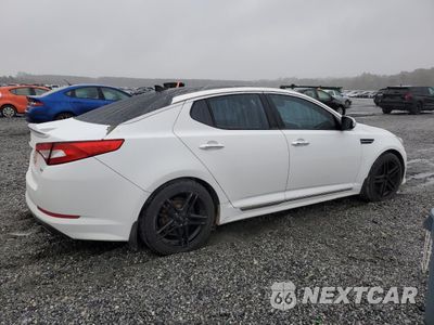 Trzecie zdjęcie samochodu z tyłu: 2013 KIA OPTIMA SX VIN:5XXGR4A62DG120725 - miniatura
