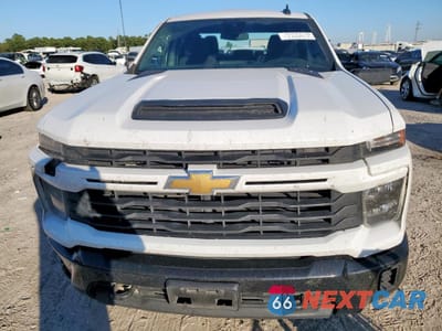 Piąte zdjęcie samochodu w środku: 2025 CHEVROLET SILVERADO K2500 CUSTOM VIN:1GC4KME70SF306754 - miniatura