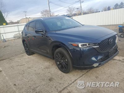 Czwarte zdjęcie samochodu z boku: 2024 MAZDA CX-5 PREMIUM VIN:JM3KFBDY4R0362016 - miniatura