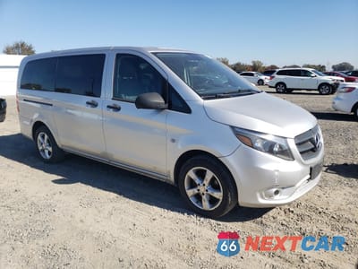 Czwarte zdjęcie samochodu z boku: 2017 MERCEDES-BENZ METRIS VIN:WD4PG2EE3H3302540 - miniatura