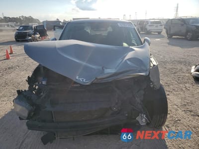 Piąte zdjęcie samochodu w środku: 2022 KIA SOUL LX VIN:KNDJ23AU6N7823273 - miniatura