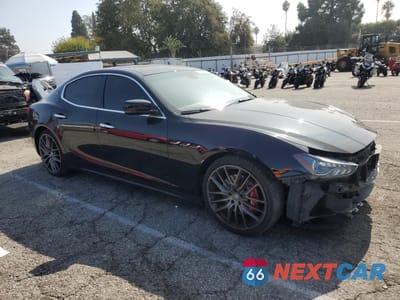 Czwarte zdjęcie samochodu z boku: 2015 MASERATI GHIBLI S VIN:ZAM57RTA6F1151787 - miniatura