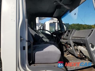 Zdjęcie 11 z 13 samochodu: 2017 ISUZU NPR REFUSE TRUCK VIN:54DC4W1B6HS801905 - miniatura