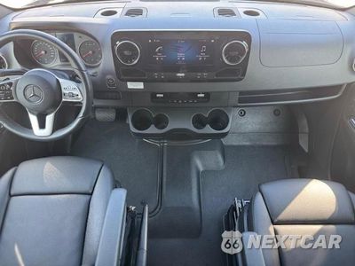 Zdjęcie 8 z 15 samochodu: 2022 MERCEDES-BENZ SPRINTER 2500 VIN:W1X4EBHY0NP484324 - miniatura