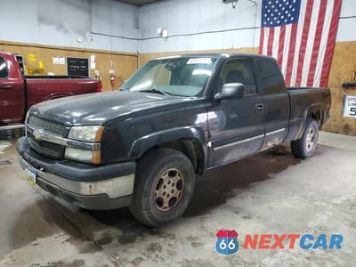 2004 CHEVROLET SILVERADO K1500 1GCEK19T04E136527 - główne zdjęcie licytacji z USA - miniatura