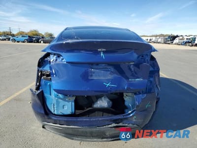 Zdjęcie 6 z 13 samochodu: 2025 TESLA MODEL Y VIN:7SAYGDEE6SF305777 - miniatura