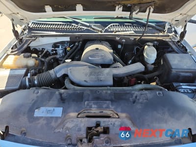 Zdjęcie 12 z 13 samochodu: 2005 GMC YUKON XL C1500 VIN:1GKEC16Z05J188128 - miniatura