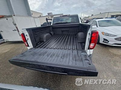 Zdjęcie 6 z 14 samochodu: 2021 GMC SIERRA C1500 VIN:1GTR8AEH7MZ268212 - miniatura