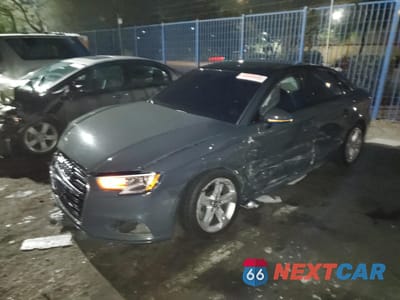 2017 AUDI A3 PREMIUM WAUAUGFFXH1026282 - główne zdjęcie licytacji z USA - miniatura